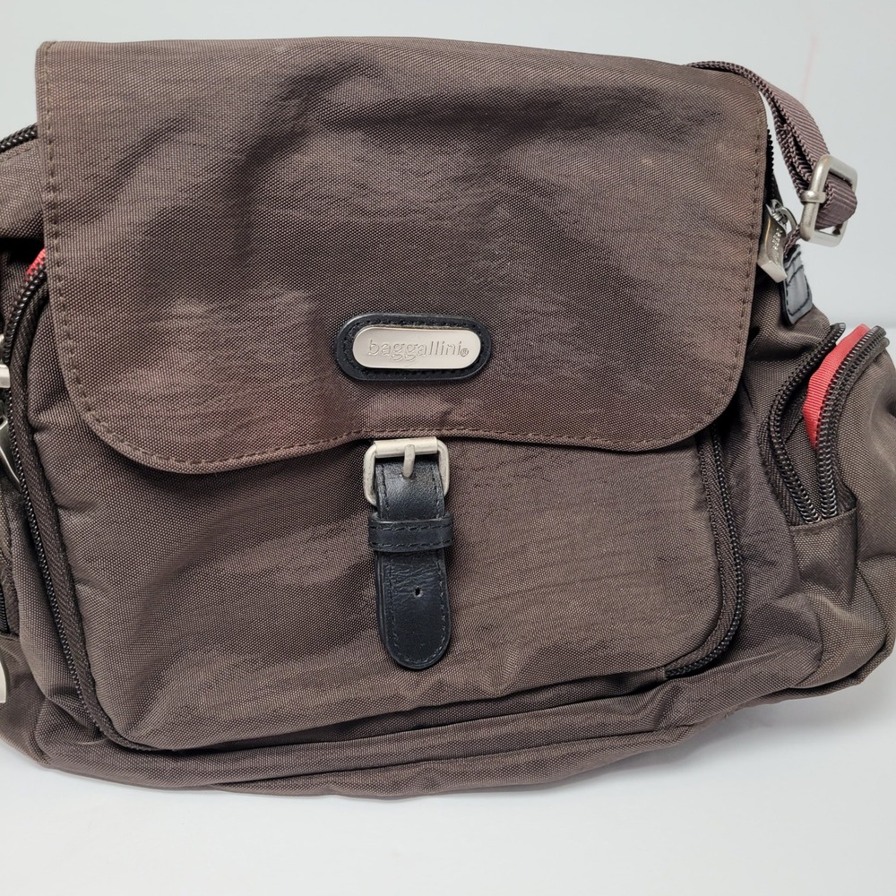 Baggallini Crossbody Messenger Bag Womens Medium Brown Excellent Organized Nylon